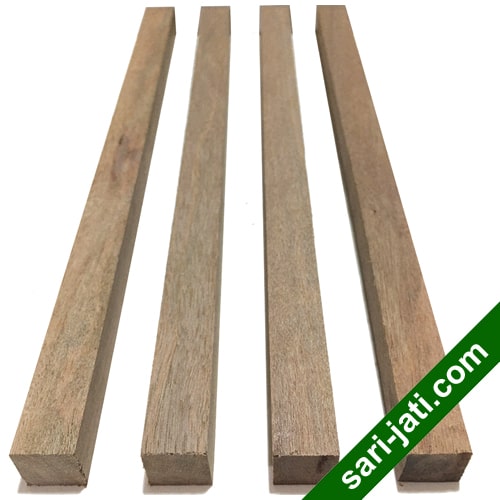 Lis geometris bentuk kotak segi empat model SSM 1010 kayu rimba