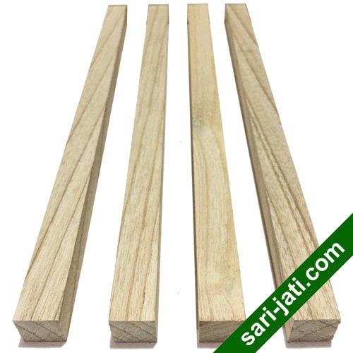 Lis geometris bentuk kotak segi empat model SSM 1010 kayu sungkai