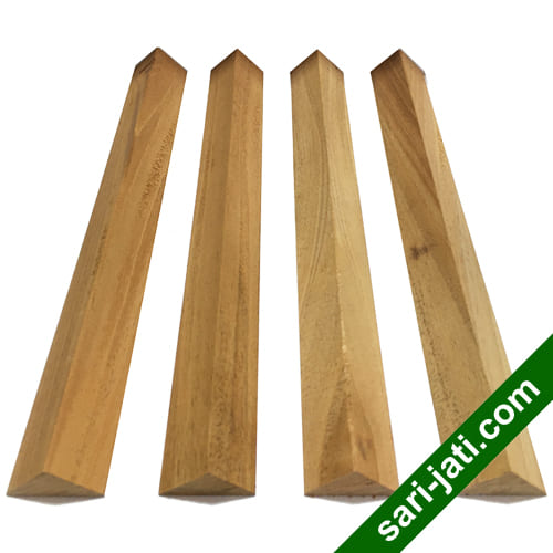 Lis geometris bentuk segitiga sama sisi model STM 1530 kayu mahoni