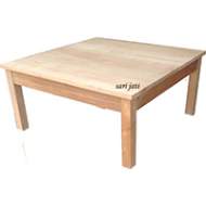 Meja kopi untuk ruang tamu dan keluarga desain minimalis bujur sangkar tanpa laci tanpa tundan, kayu jati perhutani I tipe Llavi CT 1A2