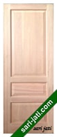 Pintu modern 3 panel kotak dari kayu pada rumah modern